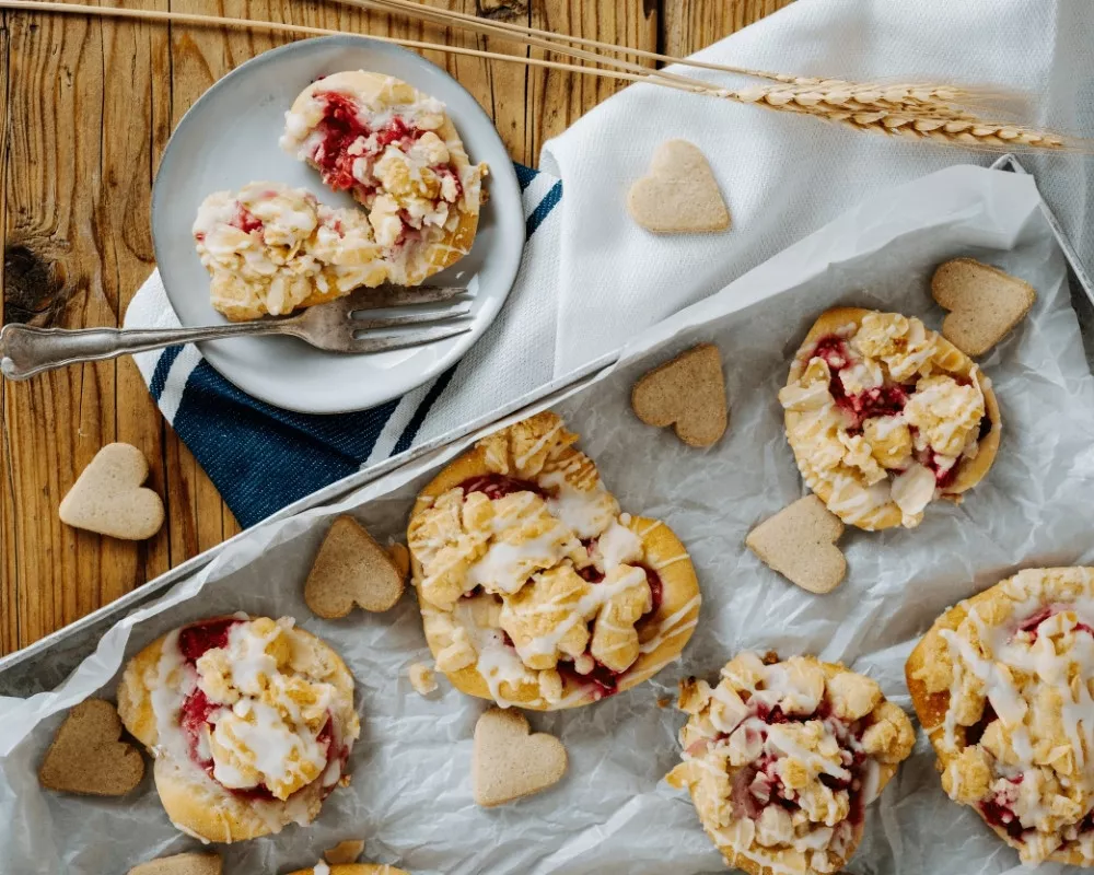 Rhabarber Streusel Herzen 