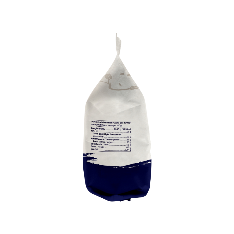 Rückseite der Bohlsener Mühle Cookie Crunchy Packung mit aufgedruckter Nährwerttabelle auf weißem und blauem Grund.