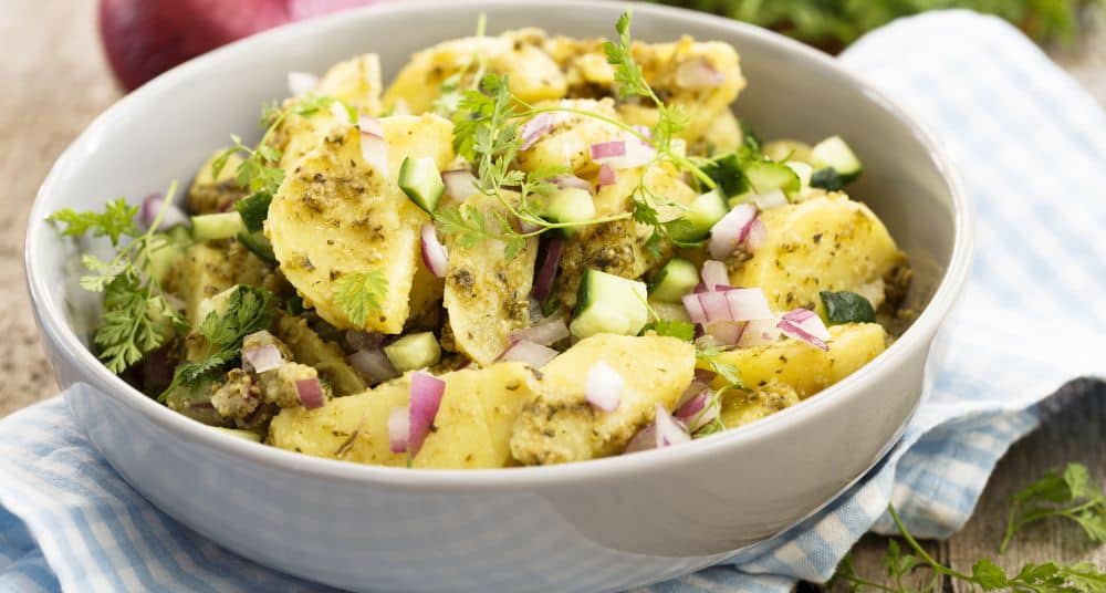Vollkorn-Quinoa-Salat mit Kartoffeln