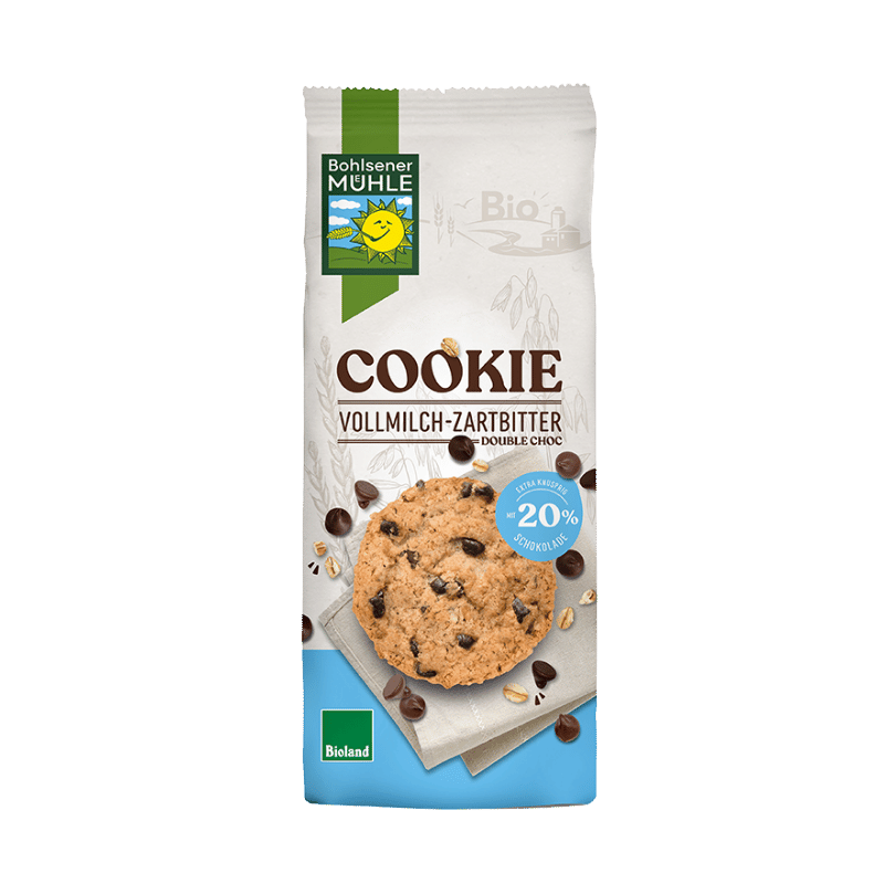 Bohlsener Mühle Cookie mit Vollmilch und Zartbitterstückchen auf Verpackung.