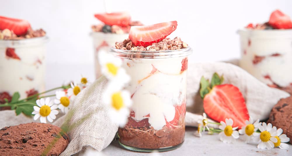 Veganes Erdbeer-Schokoladen-Tiramisu Veganes Erdbeer-Schokoladen-Tiramisu