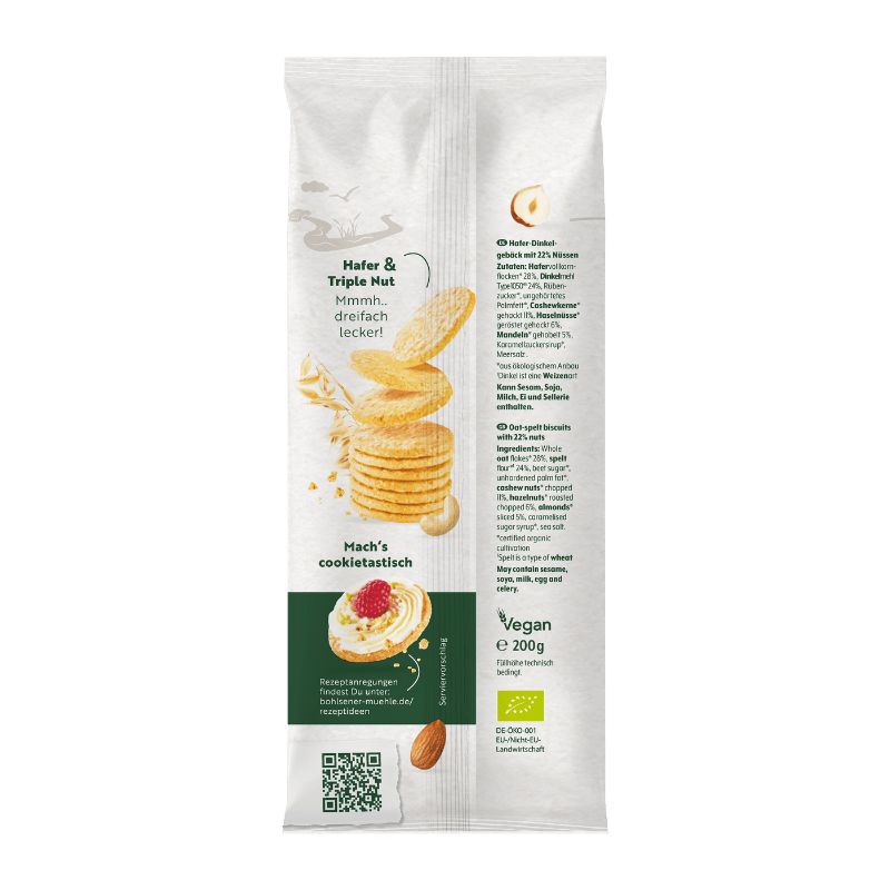 Bohlsener Mühle Hafer & Triple Nut Kekse in der Verpackung mit Nüssen.