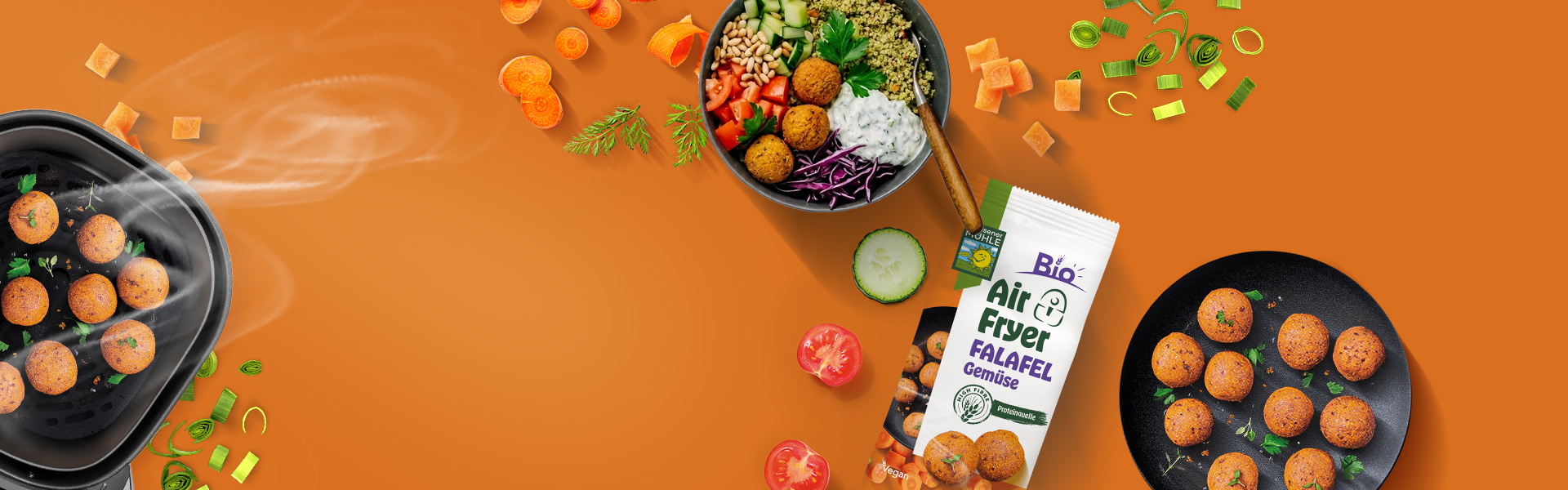 Bohlsener Mühle Air Fryer Falafel Gemüse mit frischem Gemüse, in der Heißluftfritteuse und Pfanne zubereitet.