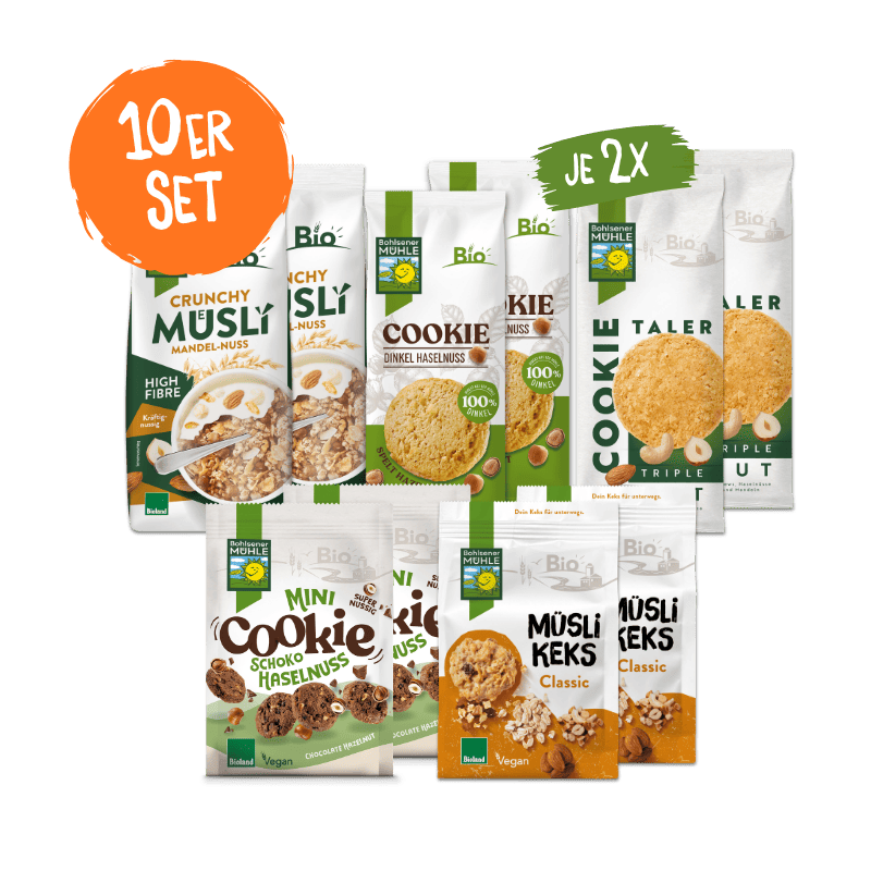 Ein 10er Set mit verschiedenen Bohlsener Mühle Crunchy Müsli und Cookie Produkten in einer übersichtlichen Anordnung.