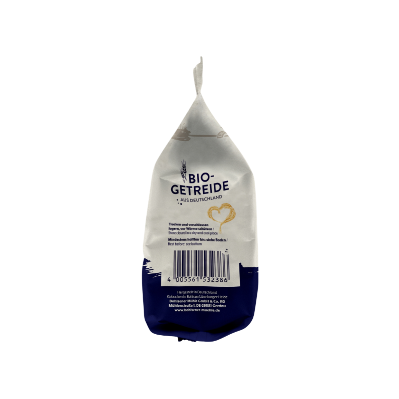 Rückseite einer Bohlsener Mühle Bio-Getreide Packung mit Barcode und Lagerungshinweisen auf weißem Hintergrund.